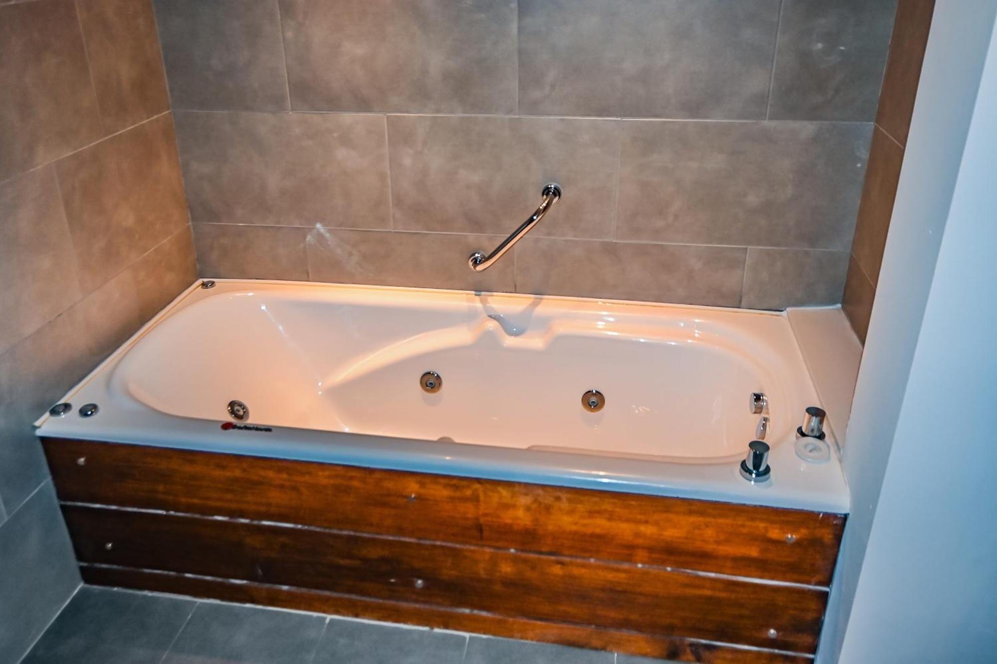 Hotel & Spa La Cheminee San Martin de los Andes Ngoại thất bức ảnh