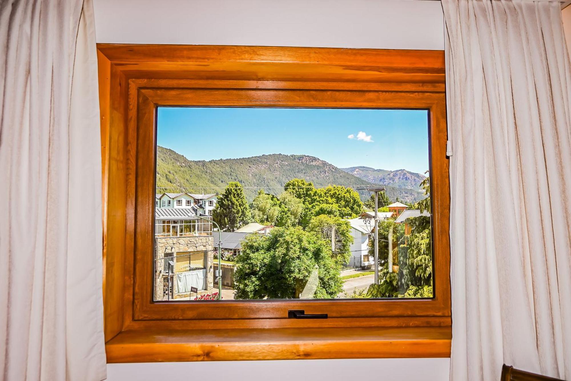 Hotel & Spa La Cheminee San Martin de los Andes Ngoại thất bức ảnh